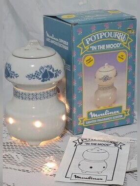 Vintage 90s Cottagecore  Electric Potpourri Warmer With Orginal Box